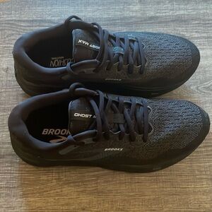 Brooks Ghost Max Road-Running Shoes for Women
